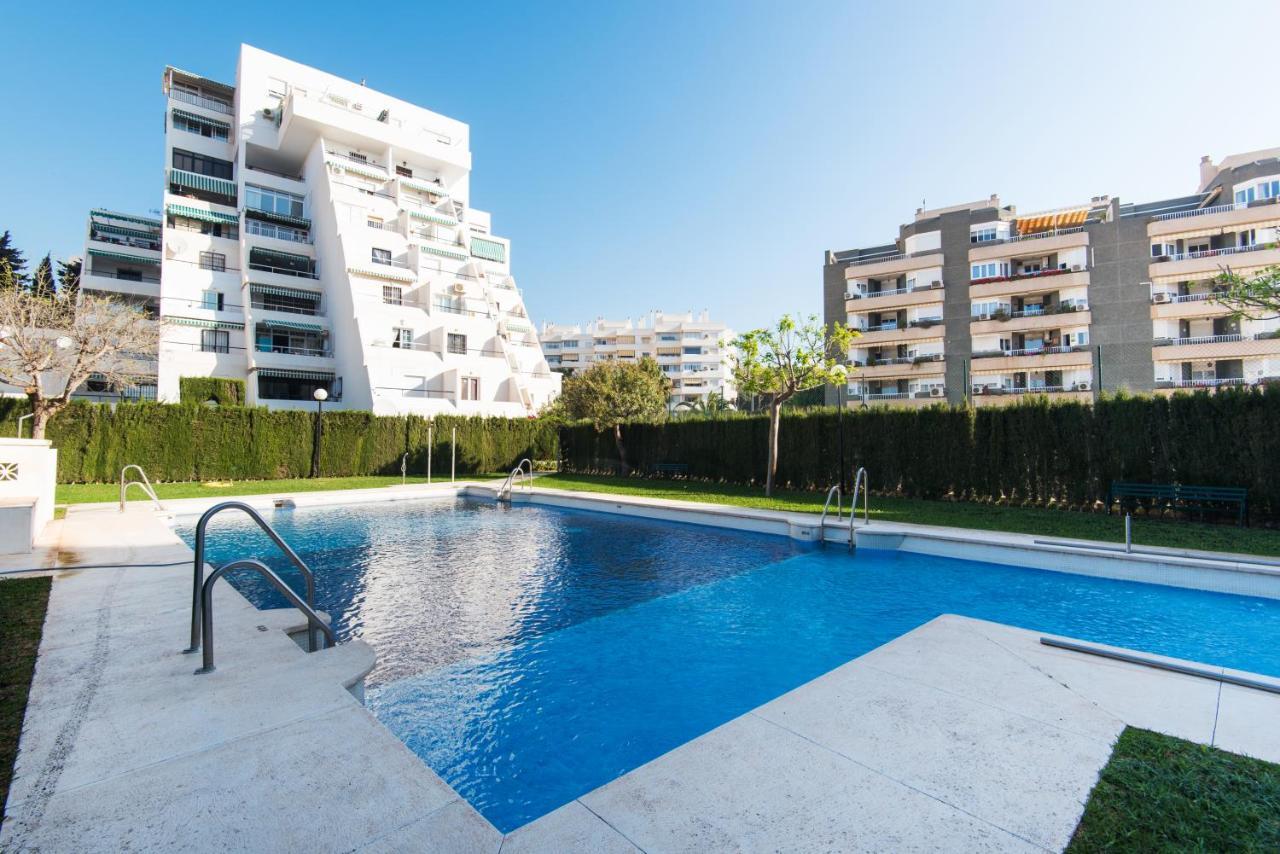 Pets Friendly Apartment, Next To The Marina And Arroyo De La Miel Benalmádena Dış mekan fotoğraf